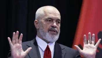 Pagat e gjyqësorit-Rama: Askush nuk e zëvendëson dot Parlamentin… Zoti na ruajt, nëse na imponohen me kallëzim, s’ na trembin