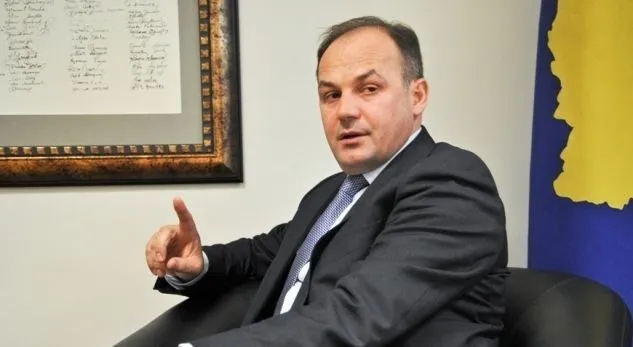 Pak orë para vendimit në Hagë, ish-ministri Hoxhaj: Historia do të vendosë drejtësi për çlirimtarët!