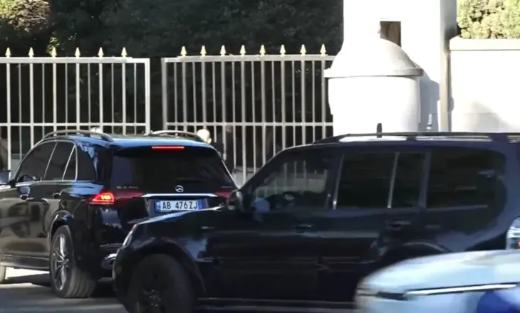 PAMJET-Rama mbërrin në Pallatin e Brigadave, nis mbledhja e Sigurisë Kombëtare