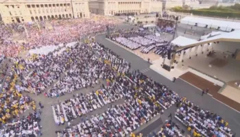 Papa Leo XIV përpara 700 mijë besimtarëve në Paris: Ndajeni besimin me njerëzit që takoni