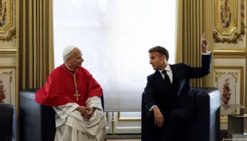 Papa Leo XIV, vizitë historike katërditore në Francën laike