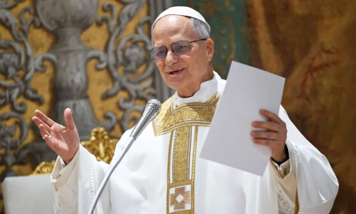Papa Leone XIV vijon vizitën në Francë, 700 mijë besimtarë marrin pjesë në meshën në Paris