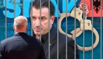 Para vendimit/ Manovrat që Veliaj të lërë qelinë