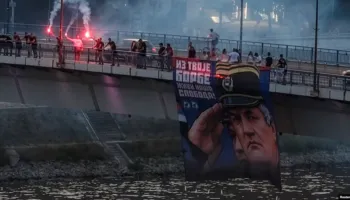 Paralajmërimi për varrosjen e Mlladiq me nderime, ‘mesazh i rrezikshëm’ për boshnjakët në Serbi