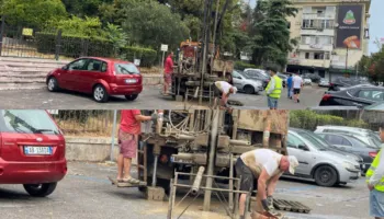 Parkimet nëntokësore rikthejnë fantazmën e rrafshimit të arkeologjisë në Durrës