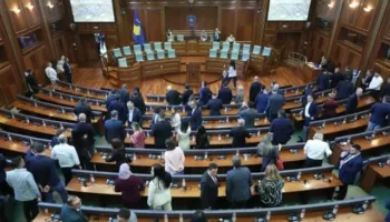 Partitë në Kosovë ende pa një marrëveshje për presidentin e ri, ndërsa afati po shkon drejt fundit!