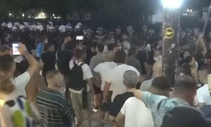 Pas protestës para Kuvendit, qytetarët marshojnë në rrugët e Tiranës