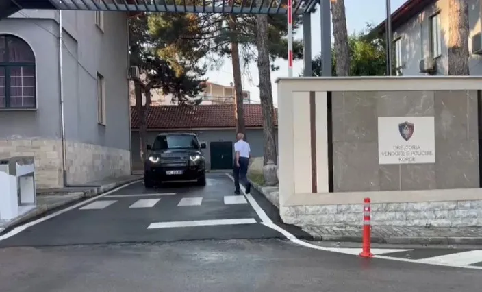 Pas Shkodrës, kryepolici Skënder Hita zbarkon në Drejtorinë e Korçës, mbledhje me drejtuesit vendorë!