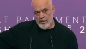 Pasi vetë i ka mbyllur veshët për shqetësimet e qytetarëve, Rama u ‘kthehet’ të tijve: Dëgjoni hallet e njerezve