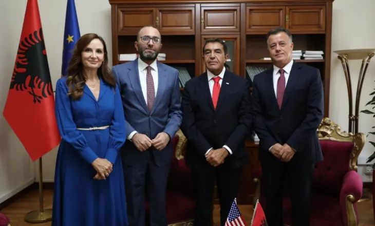PD takim me të dërguarin e Trump: Shqipëria përballet me kapjen e shtetit, korrupsionin dhe deformimin e zgjedhjeve