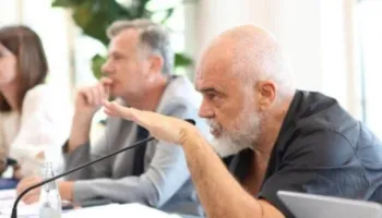 Përfundon takimi i Ramës me drejtuesit politikë te “Vila e Kuqe”! Zbulohet çfarë u diskutua, fokusi te “Besa”, “Prania Besnike” dhe…