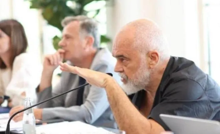 Përfundon takimi i Ramës me drejtuesit politikë te “Vila e Kuqe”! Zbulohet çfarë u diskutua, fokusi te “Besa”, “Prania Besnike” dhe…