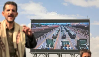 Përparimi i Huthëve në Jemen kërcënon përsëri tregtinë globale