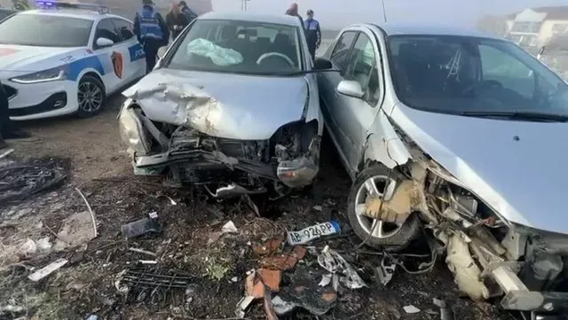 Përplasen 5 automjete në autostradën Durrës-Tiranë, 7 të plagosur, humb jetën 1 person