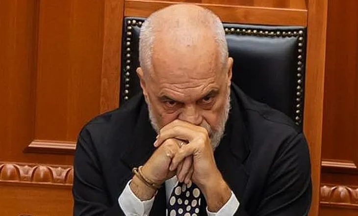 PERPLASJE E FORTE ME OPOZITEN/ Rama: Koha kur lloj-lloj kriminelësh i merrnin Shqipërisë çfarë të donin, ka ikur