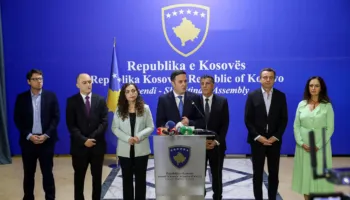 Përplasjet në LDK për Presidentin, Abdixhiku kritikon 6 deputetët: Për çfarë po rrahin gjoks, çfarë paskan shpëtuar?