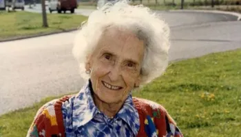 Phyllis Pearsall gruaja që e përshkoi Londrën për të krijuar hartën
