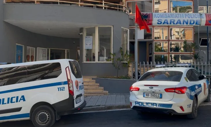 Plagosën me thikë dy vëllezërit pas një sherri në Sarandë, Policia: Arrestohen në flagrancë 3 të rinjtë