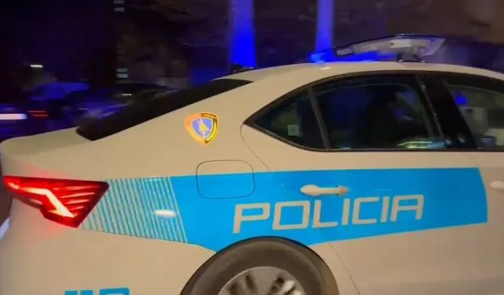 Plagoset me thikë një person pranë shkollës “Petro Nini Luarasi” në Tiranë