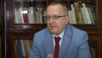 Plasari: Të gjithë “zbulojnë” të panjohurat për Skënderbeun, pa asnjë dokument