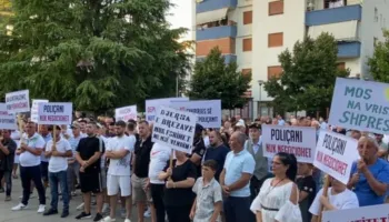 Poliçani sfidon reformën, Këshilli Bashkiak jep dorëheqjen dhe paralajmëron protesta