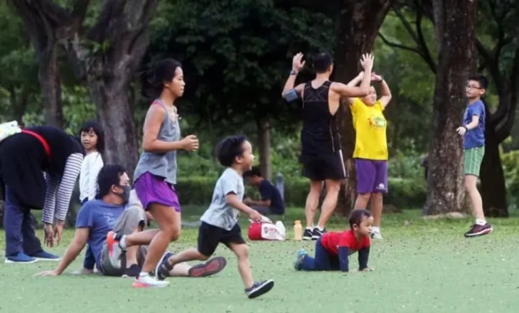 Popullsia drejt plakjes, Singapori ofron 55 mijë dollarë për çdo fëmijë deri në moshën 17-vjeçare