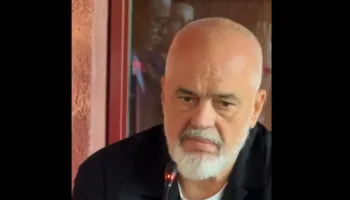 “Prania Besnike”/ Rama ndan pamje nga takimi: Njerëzit të ndihen të qetë kur të vijnë të qajnë një hall