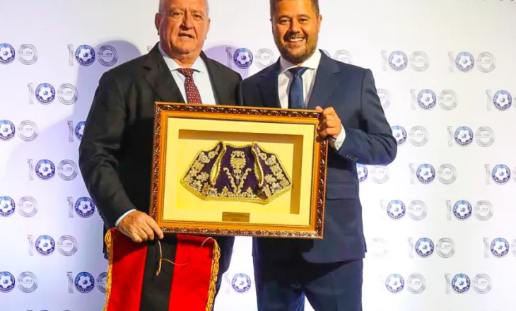 Presidenti Duka merr pjesë në mbrëmjen gala të Federatës Greke me rastin e 100-vjetorit të themelimit