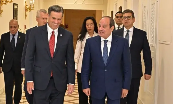 Presidenti i Egjiptit takon shefin e CIA-s: Kriza e Iranit të zgjidhet me diplomaci –