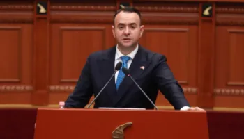 Procesi ndaj ish-krerëve të UÇK-së në Hagë, reagon Balliu: Drejtësia nuk mund të jetë selektive