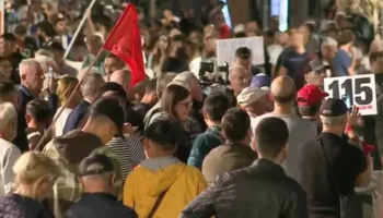 Protesta e 115-të në bulevard, marshim nga sheshi “Skënderbej” drejt Kryeministrisë dhe fjalime kundër Qeverisë!