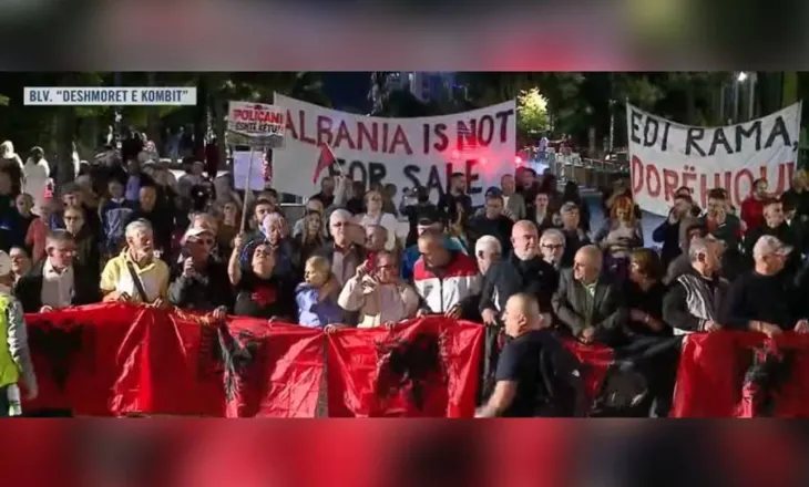 Protesta e 120-të kundër Ramës, qytetarët marshojnë nga Sheshi Skëndërbej drejt Kryeministrisë