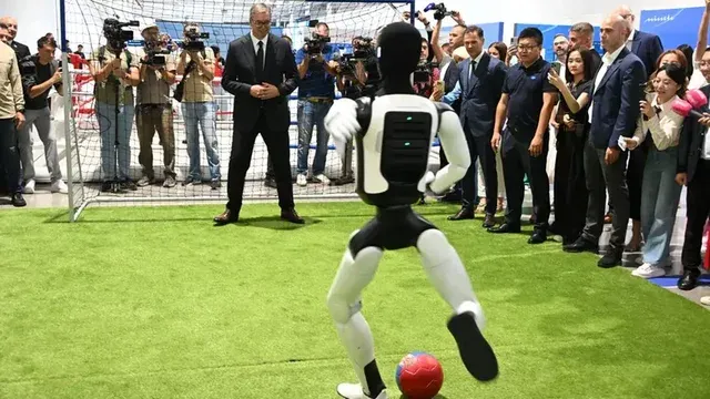 Pse Evropa është e shqetësuar nga fabrika e robotëve kinezë në Serbi? –