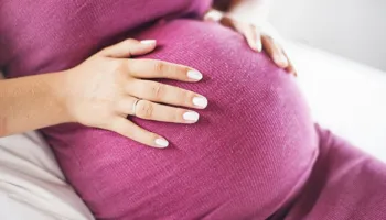 Pse ndodhin hemorroidet gjatë shtatzënisë dhe si trajtohen?