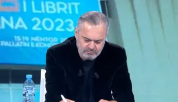 Pse o Ben Blushi të duhet me e përçmu një pjesë të kombit tand për me kriju debat?
