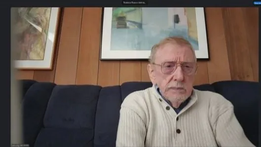 “Pse Vuçiç nuk është thirrur në Hagë?”- ish-ambasadori Walker: I mërzitur dhe i zhgënjyer nga BE, vendosi shenjën e barazimit me tmerret serbe