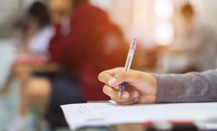Publikohen rezultatet e PISA 2025, vajzat me arritje më të lartë 
