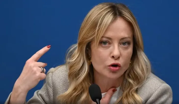 Qeveria Meloni planifikon rregulla të reja për nxënësit e huaj në shkollat italiane