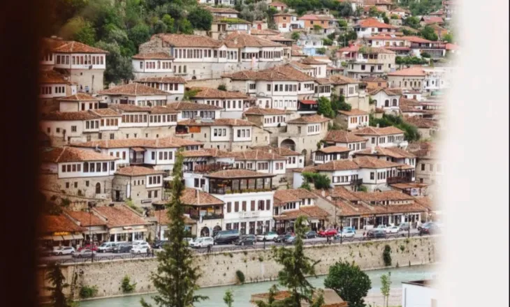Qyteti i Dritareve, Berati