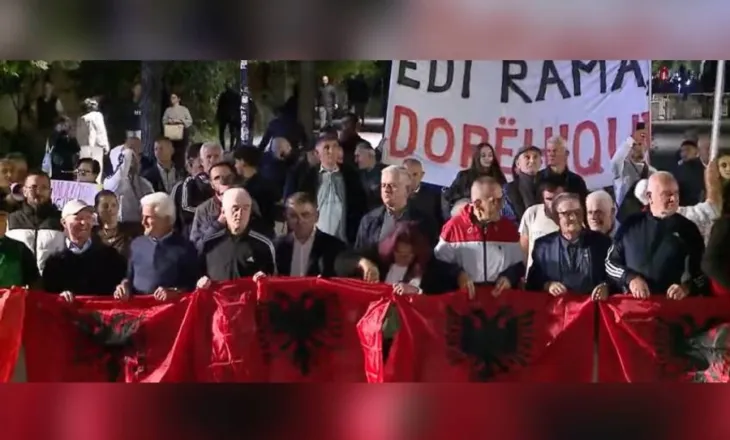 ‘Rama jepe dorëheqjen’! Protestuesit nisin marshimin drejt Kryeministrisë në qëndresën e 118-të