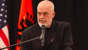 Rama mbërrin nga SHBA sot në orën 13:00, mediat: Çfarë pritet të deklarojë nga salla VIP në Rinas