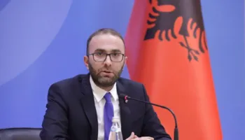“Rama si Vuçiçi, algoritmi i censurës kundër opozitës”- Bardhi akuza qeverisë për bllokimin e rrjeteve sociale të protestës: S’e ndryshon dot bindjen e shqiptarëve