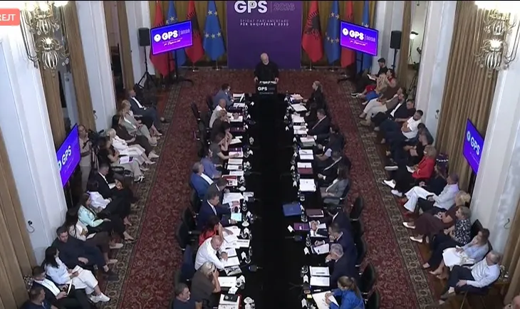 Rama sulmon KLGJ dhe KLP: Kur është paga e pamjaftueshme për ta, imagjino për administratën