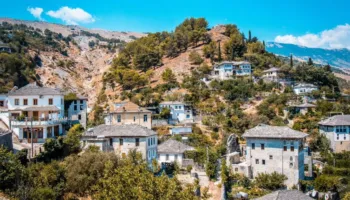Revista franceze: Nga Thethi në Sarandë, nëntë mrekullitë e Shqipërisë që duhet t’i vizitoni të paktën një herë