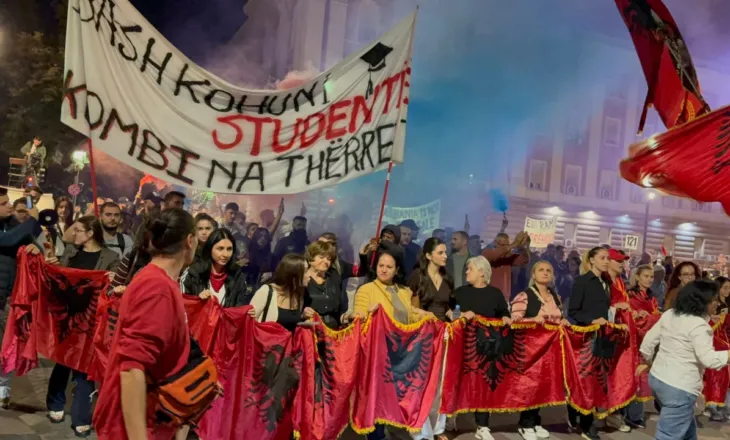 Revolta në ditën e 122-të, protestuesit kërkojnë largimin dhe arrestimin e kryeministrit Rama: Ju erdhi fundi