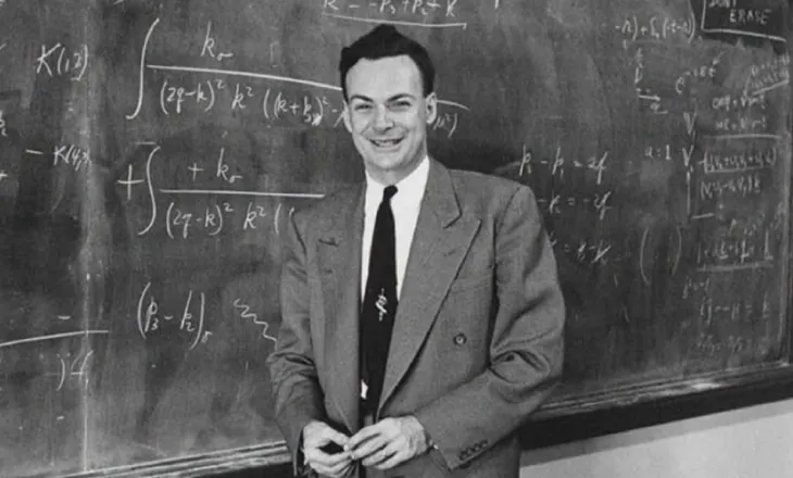 Richard Feynman: “Studio atë që të intereson, në mënyrën më të padisiplinuar dhe origjinale të mundshme”
