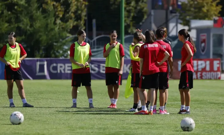 Rinis projekti i FSHF-së “Step by Step”, në fushë zbresin futbollistet e grupmoshës U-17