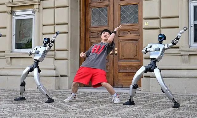 Robotët që kërcejnë mahnitin Amerikën, Wu Yufei kalon në finalen e “America’s Got Talent”