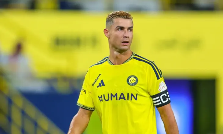Ronaldo i del në mbrojtje shokut të Kombëtares dhe kërkon përjashtimin përjetë të tifozëve pas asaj që ndodhi në ndeshjen e fundit