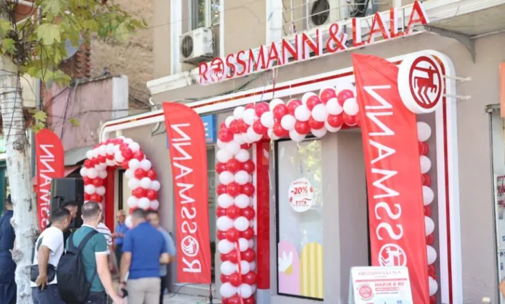 Rossmann & Lala hap dyqanin e 30-të në Shqipëri, përballë Parlamentit